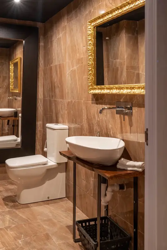 Rosas Negras - Habitación temática Madrid