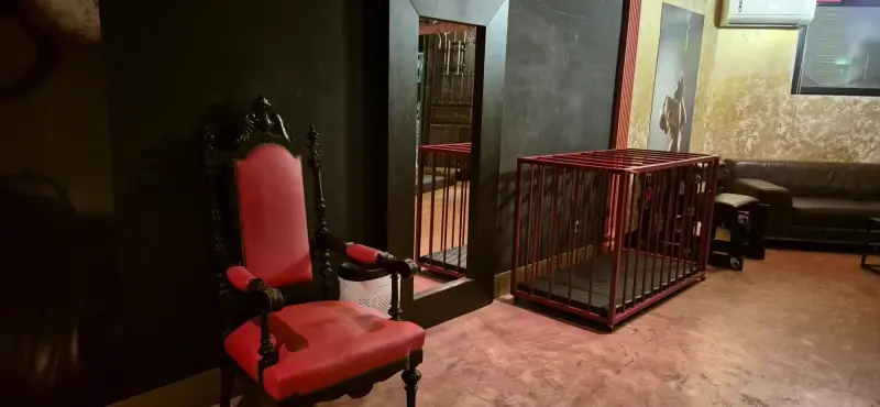 Rosas Negras - Habitación temática Madrid